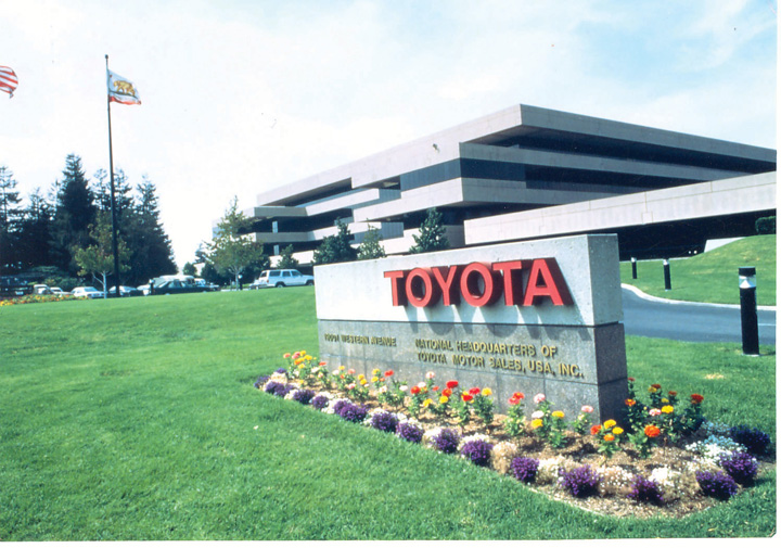 design and structure of toyota corporation #1