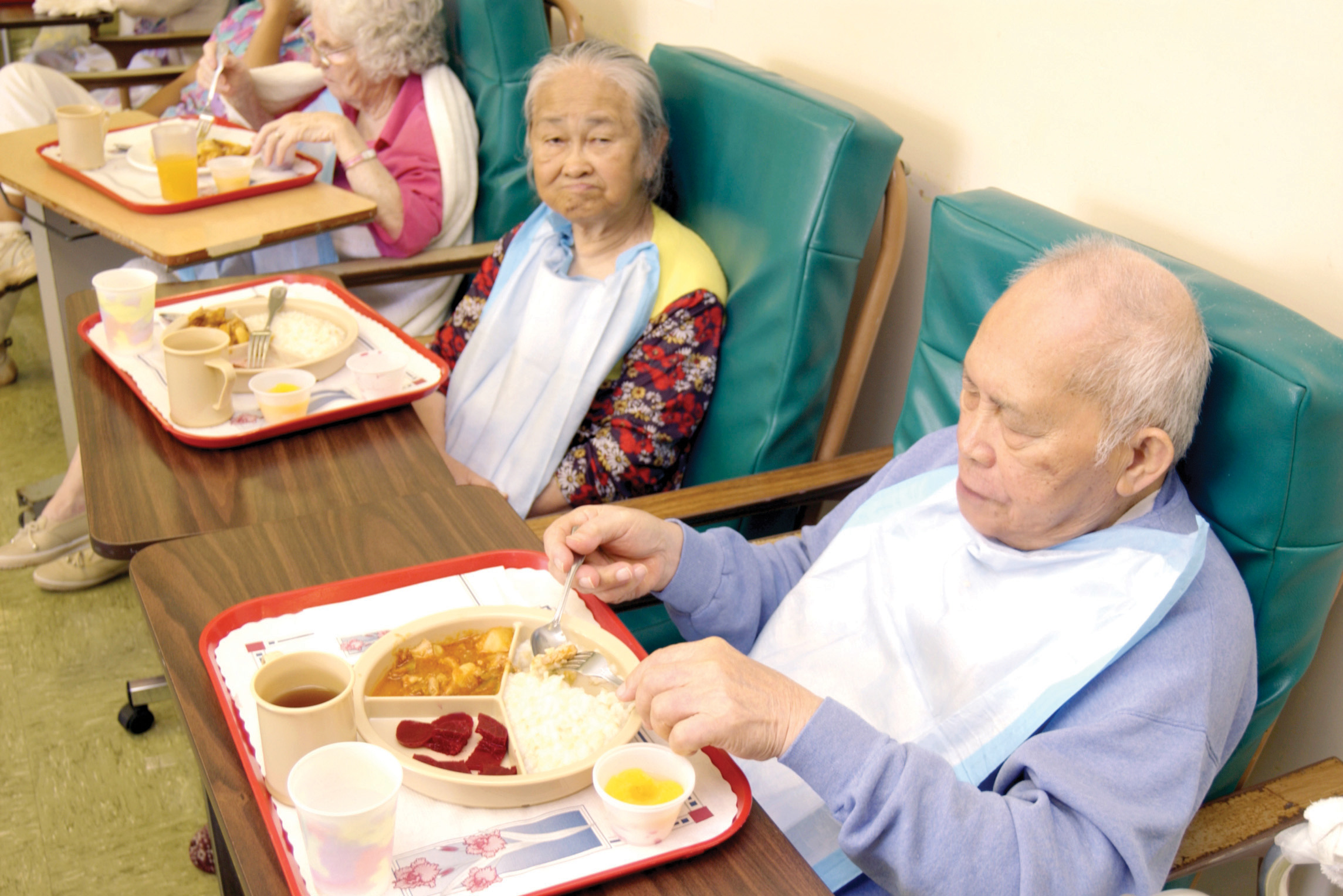 What To Write In A Christmas Card To Elderly In Nursing Home