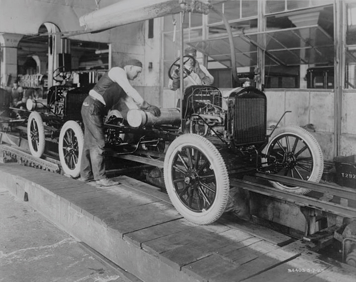 henry ford first invention